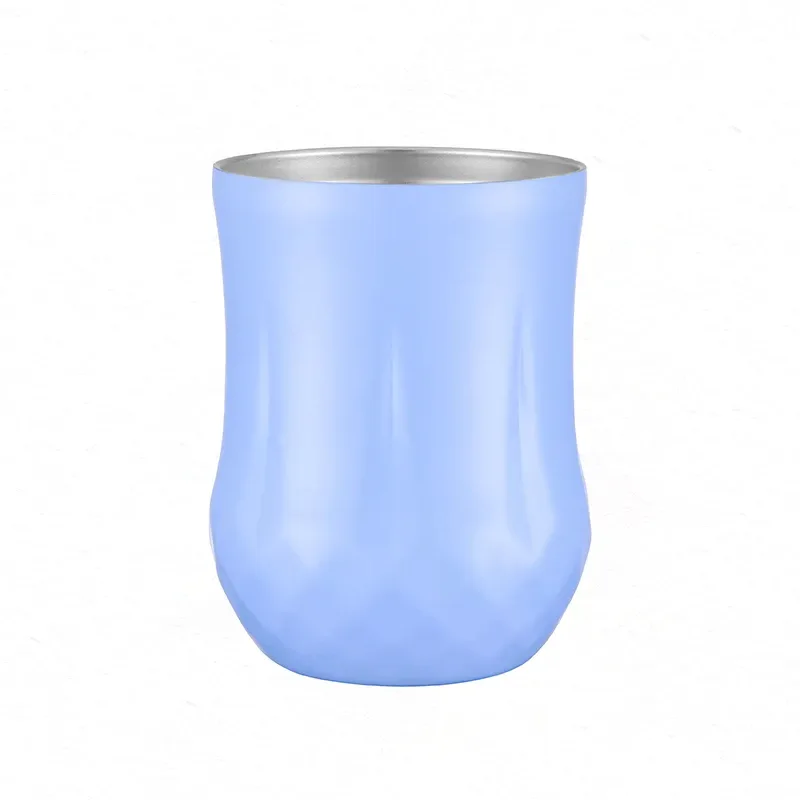 Vasos de cerveza metálicos